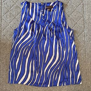 Dana Buchman Royal Blue and White Zebra Print Sleeveless Zipper Back Blouse